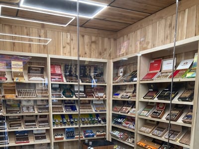 Smoke Club | Delta 8, CBD, Kratom, Hookah, Vape, Delta 10 |