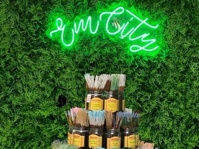 Smoke Shop Vape Shop Emerald City Vs