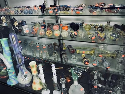 Smoke Stax Lifestyle Bodega