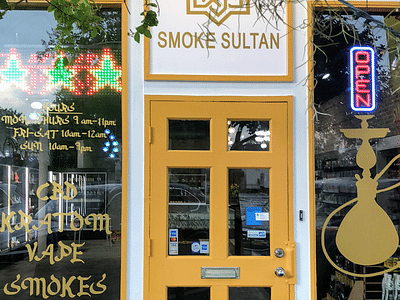 Smoke Sultan: Tobacconist, Vape shop