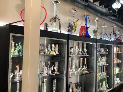 Smoke Sultan: Tobacconist, Vape shop