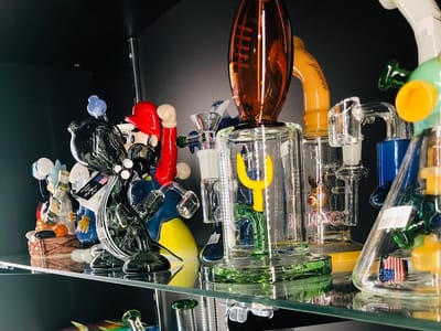 Smoke Sultan: Tobacconist, Vape shop