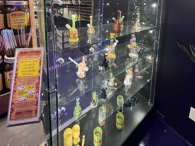 SmokeBoyz Smoke and Vape