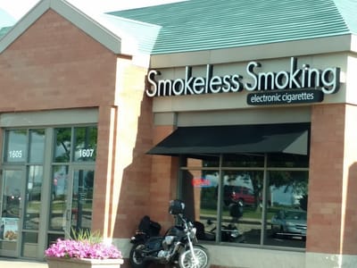 Smokeless - Vape and CBD