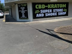 SmokeOlogy - Glass - CBD - Kratom - Disposable Vapes- Smoke Shop - Wraps