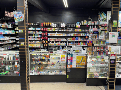 Smokers Genie/ Snack Shop