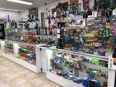 Smokers Paradise n Novelties/Tattoo Supplies/Vape