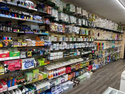 Smokers Paradise N Novelties