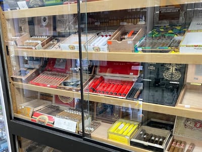 Smokers Paradise N Novelties