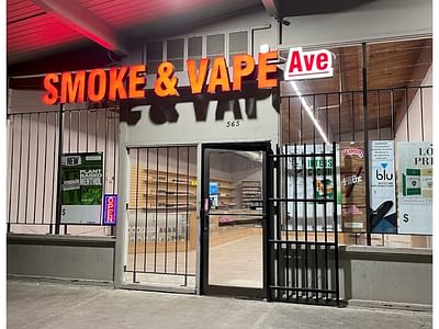 Stark St Smoke and Vape