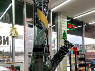 Still Smokin Smoke Shop & Vape Bar & CBD & Kratom