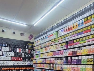 Super Tobacco & Vape