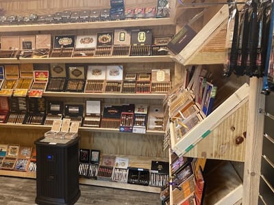 Super Tobacco & Vape