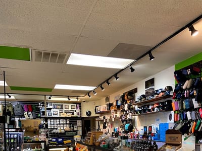 The Mighty Quinn Smoke/Vape Shop and Glass Gallery