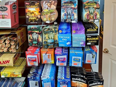 TOBACCO CITY/Cbd gummies & Oil/Delta 8 products & Cannabis/THC-O/Kratom/Glass/Vape/Hookah & MORE!!