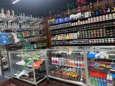 Tobacco Hut & Vape
