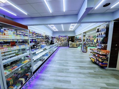 Tobacco Hut and Vape