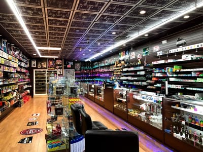 Tobacco land & Vape Shop
