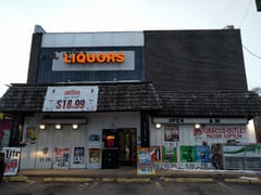 Tobacco Outlet & Liquors (REAL Kratom / CBD & Vape)