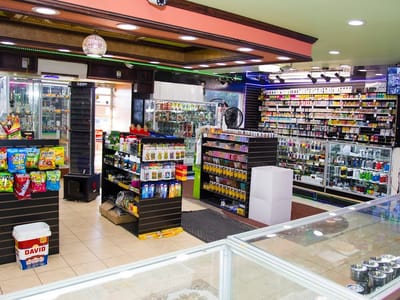 Tobacco Vape & Glass