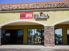 Top Crown Smoke & Vape