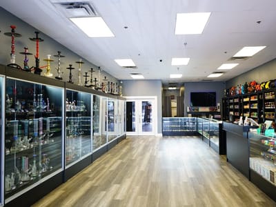 Top Crown Smoke & Vape