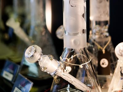 Top Crown Smoke & Vape