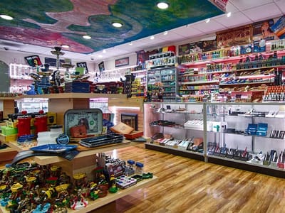 Vape & Smoke Shop - Pines