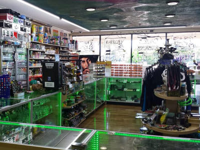 Vape & Smoke Shop - Pines