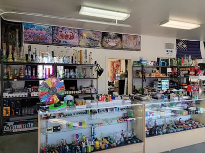 Vapenado Smoke Shop