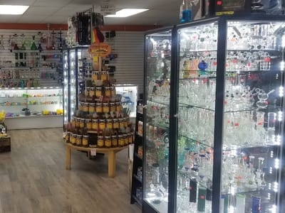 VIP VAPE/SMOKE SHOP