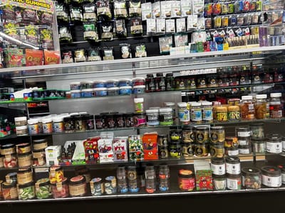 Williamsburg tobacco and Vape