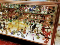 Wonderland Smoke Shop