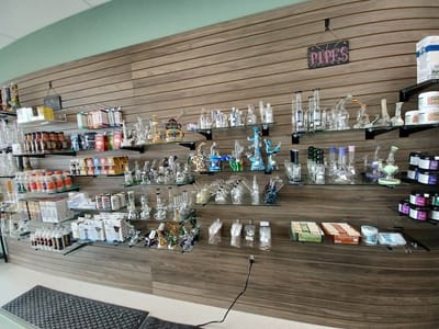 Woodvine Smoke & Vape