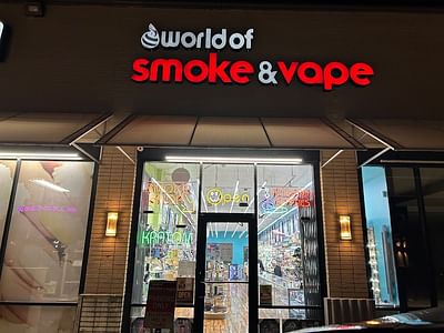 World of Smoke & Vape - Oaklawn