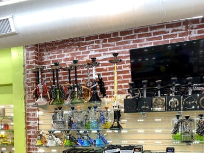 World of Smoke & Vape - Oaklawn