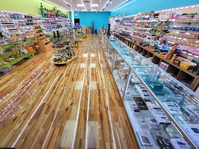 World of Smoke & Vape - Rowlett