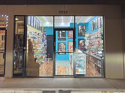 World of Smoke & Vape - West Greenville