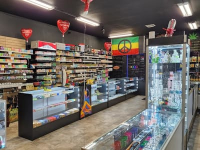 X Land Smoke/Vape shop