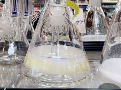 Zonian Smoke & Vape , CBD, Glass & Cigar